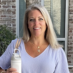Amy Howerton '23